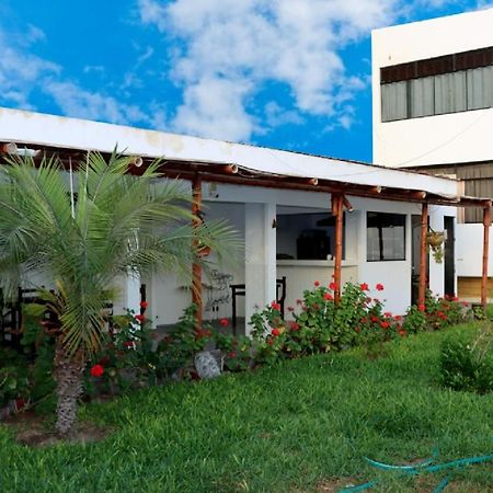 Hotel Lucero Paracas Exterior foto