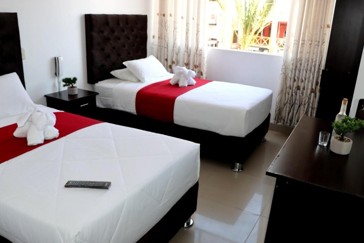 Hotel Lucero Paracas Exterior foto